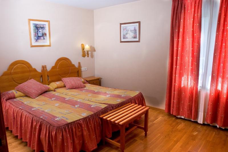 Hotel Turrull فييليا المظهر الخارجي الصورة